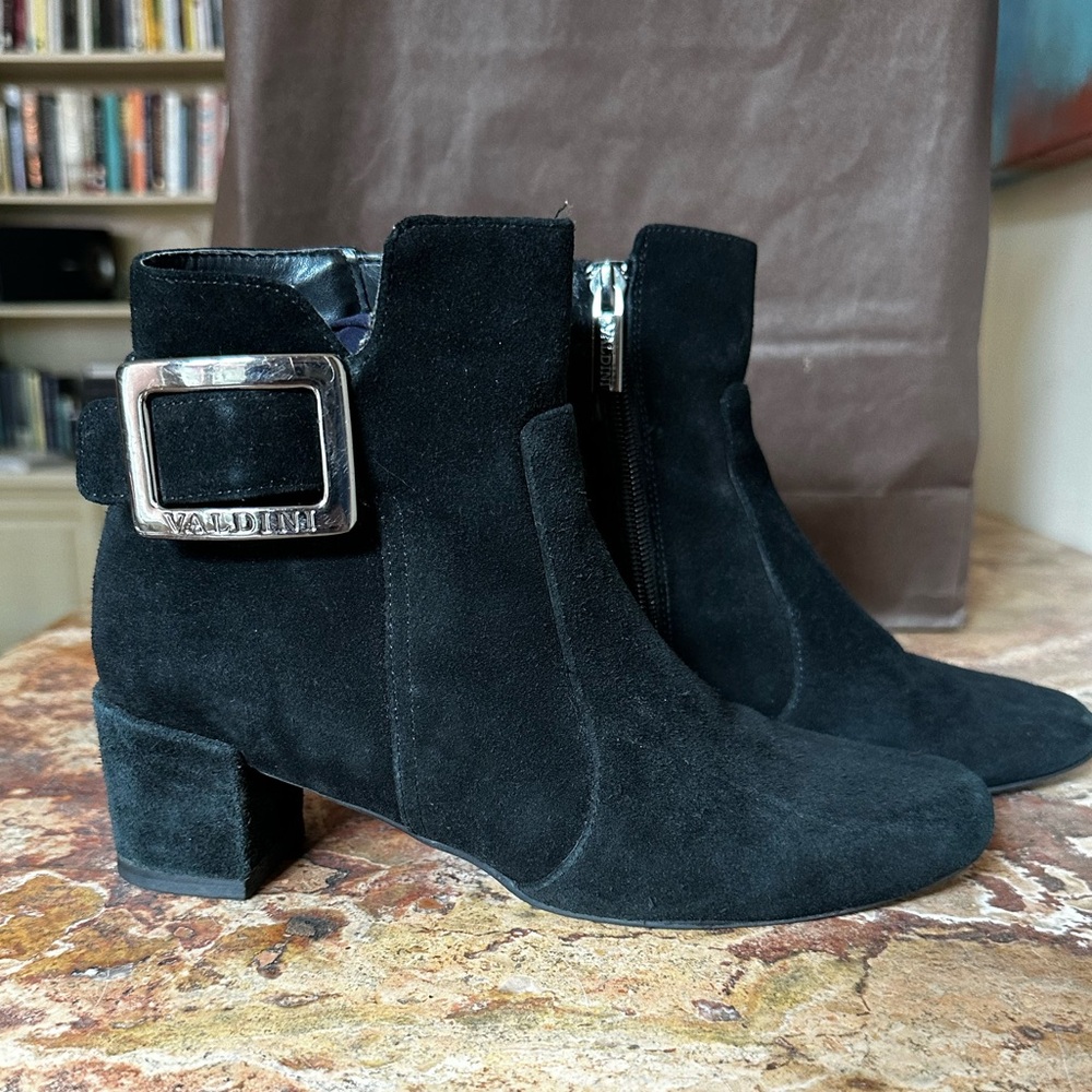 Valdini Black Suede Zip-Up Bootie Size 6